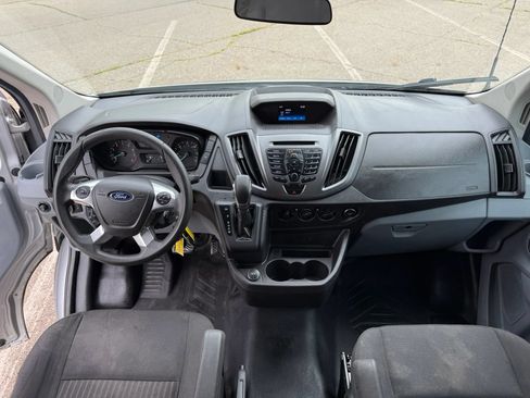 Used 2018 Ford Transit 250 148 Medium Roof RWD image 14