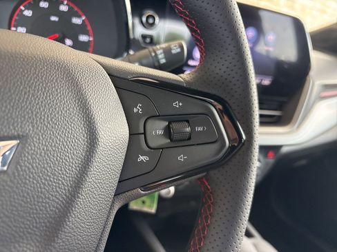 New 2026 Chevrolet Trax RS w/ Sunroof Package image 29