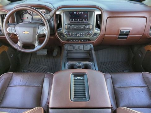 Used 2018 Chevrolet Silverado 2500 High Country w/ Duramax Plus Package image 15