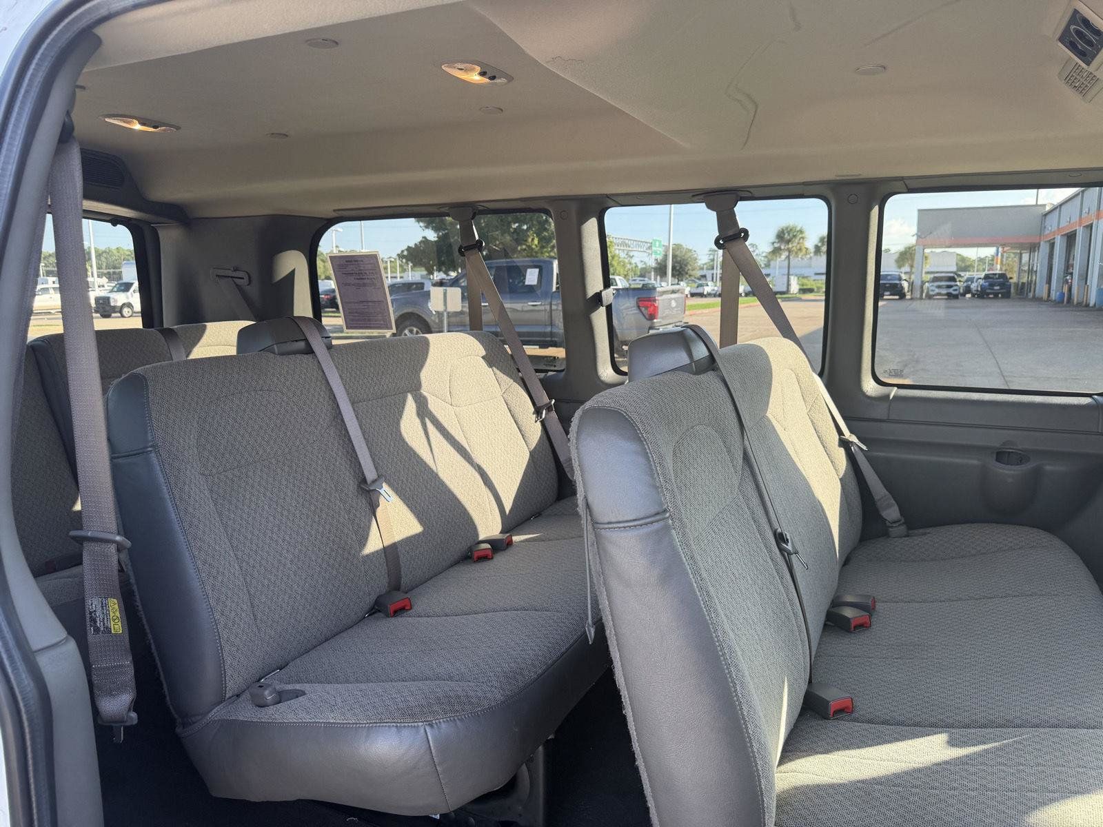 Used 2021 Chevrolet Express 2500 LT w/ LT Preferred Equipment Group RWD image 10