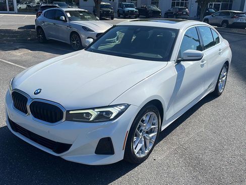 Used 2025 BMW 330i Sedan RWD image 1