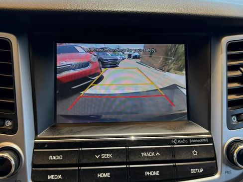 Used 2018 Hyundai Tucson SEL FWD image 14