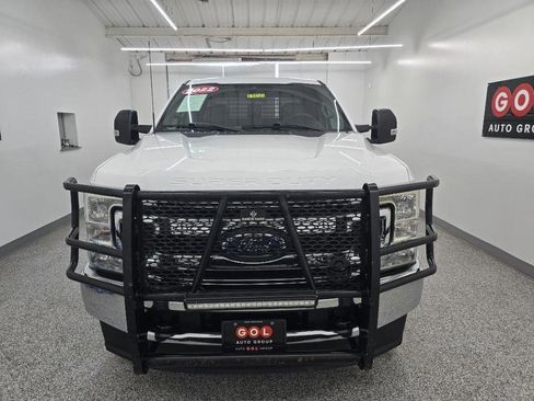 Used 2022 Ford F250 XL w/ STX Appearance Package AWD/4WD image 2