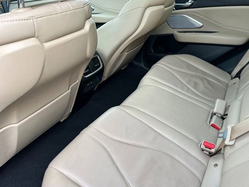 Used 2022 Acura RDX w/ Technology Package image 4