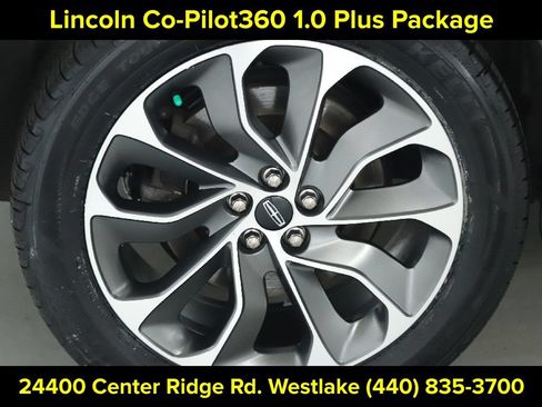 Certified 2023 Lincoln Nautilus Reserve w/ Equipment Group 201A AWD/4WD image 12