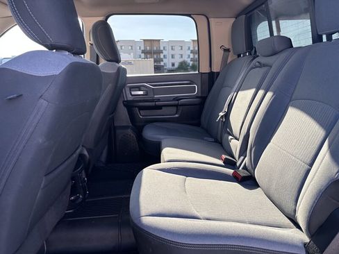 Used 2019 RAM 2500 Big Horn image 39