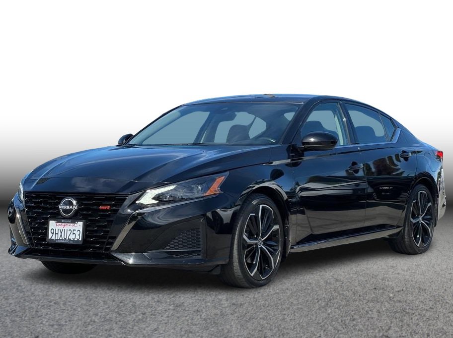 Used 2023 Nissan Altima 2.5 SR FWD image 1