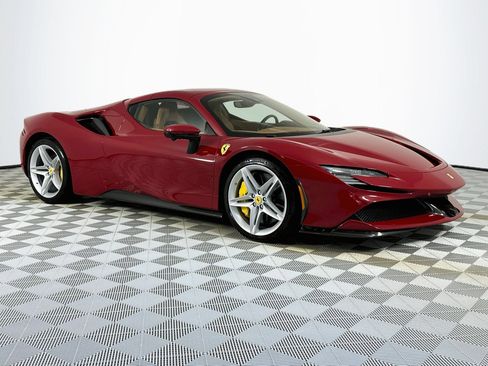 Used 2023 Ferrari SF90 Spider AWD/4WD image 28
