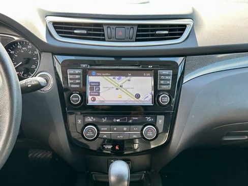 Used 2016 Nissan Rogue SL w/ SL Premium Package AWD/4WD image 26