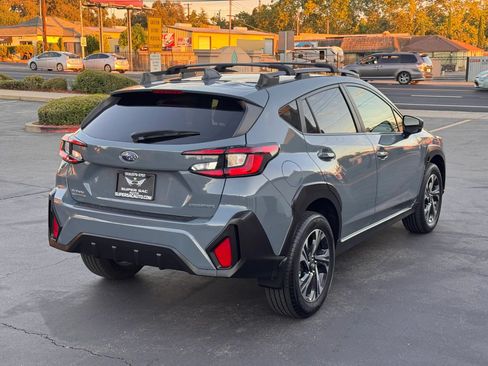 Used 2024 Subaru Crosstrek 2.0i Premium AWD/4WD image 6