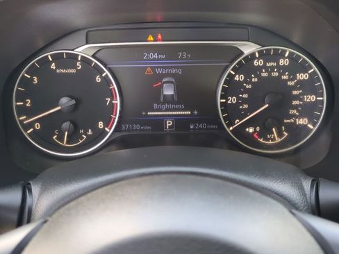 Used 2025 Nissan Altima 2.5 SV FWD image 14