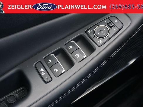 Used 2023 Hyundai Santa Fe Limited AWD/4WD image 35