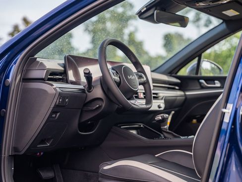 New 2026 Kia K5 GT-Line image 17