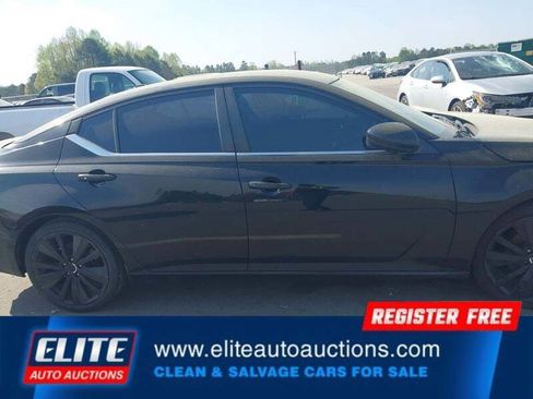 Used 2019 Nissan Altima 2.5 SR FWD image 25