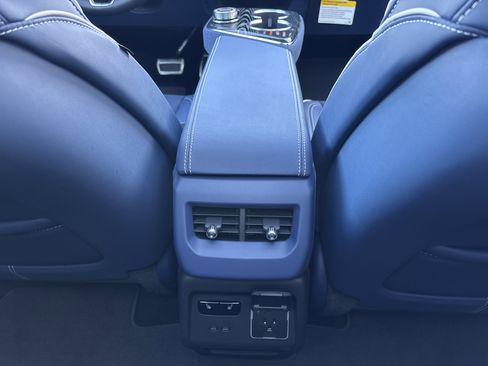 New 2026 Cadillac Optiq Luxury 2 image 33