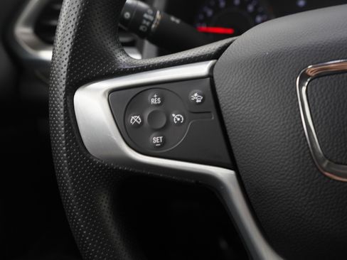 Used 2023 GMC Acadia SLE w/ Driver Convenience Package image 26