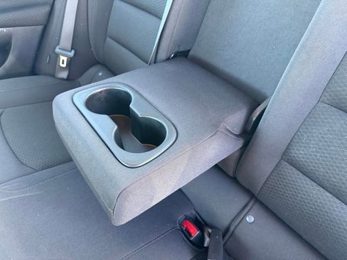 Used 2025 Chevrolet Malibu LT image 22