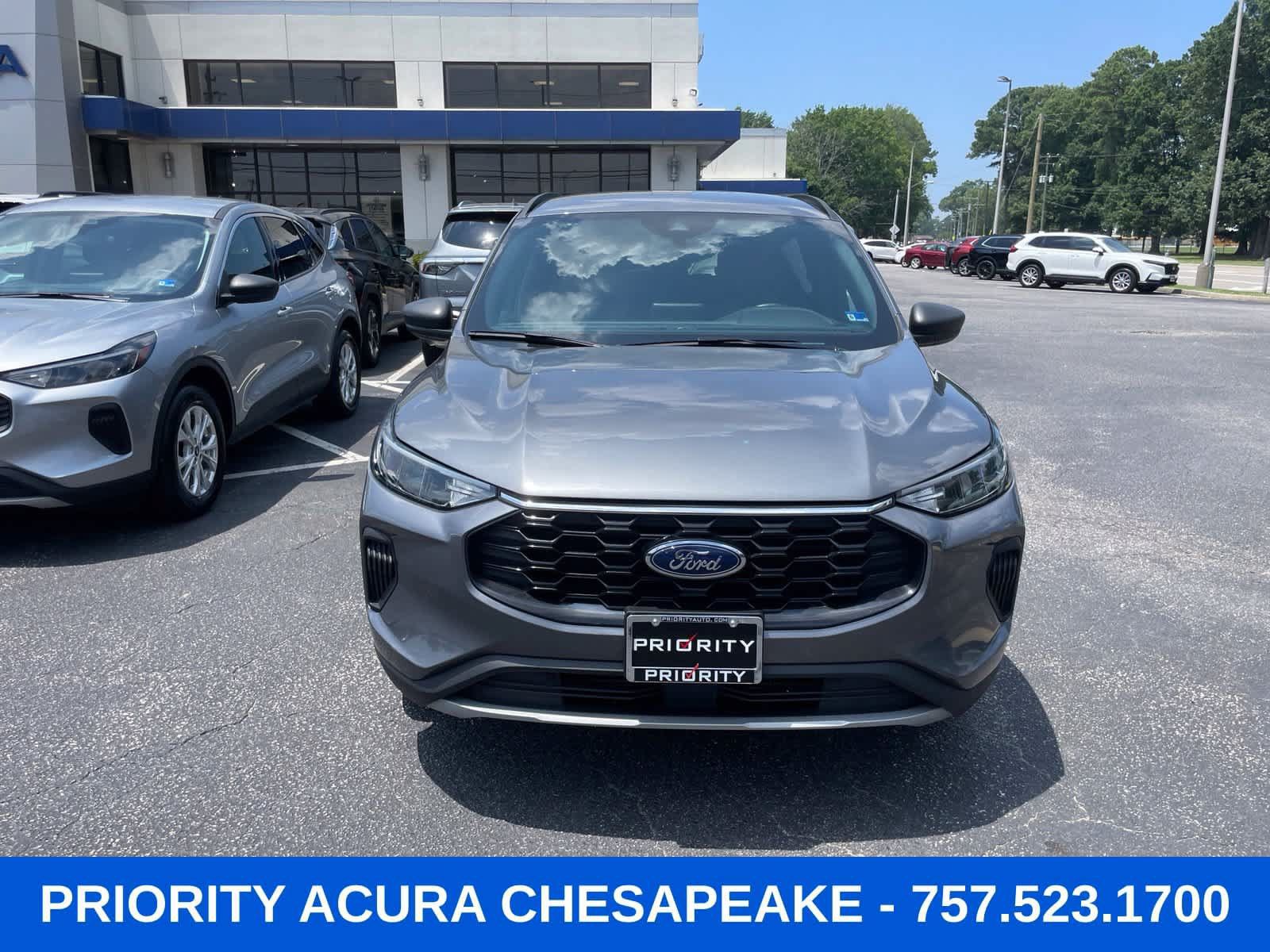 Used 2025 Ford Escape ST-Line AWD/4WD image 7
