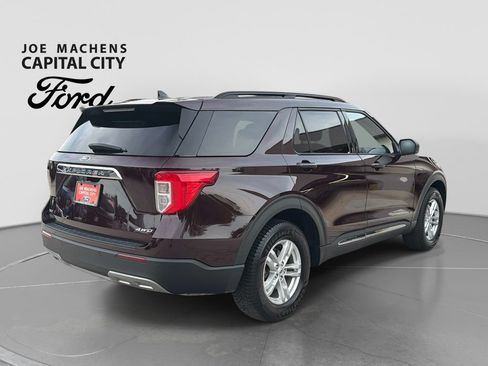 Used 2023 Ford Explorer XLT w/ Equipment Group 202A AWD/4WD image 5