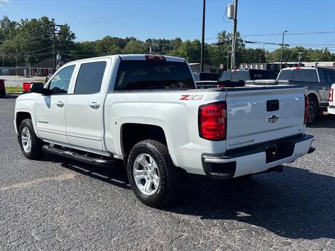 Used 2018 Chevrolet Silverado 1500 LT w/ All Star Edition AWD/4WD image 5