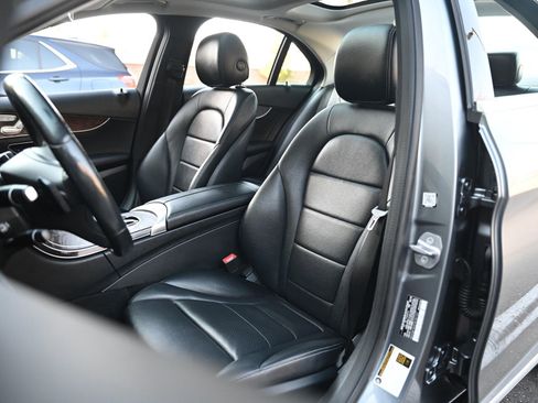 Used 2018 Mercedes-Benz C 300 4MATIC Sedan image 22