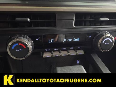 Certified 2025 Toyota Tacoma TRD Off-Road AWD/4WD image 16