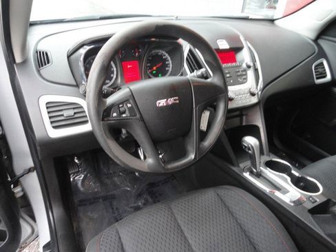 Used 2011 GMC Terrain SLE image 7