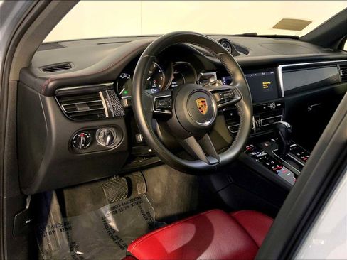 Certified 2022 Porsche Macan GTS AWD/4WD image 4