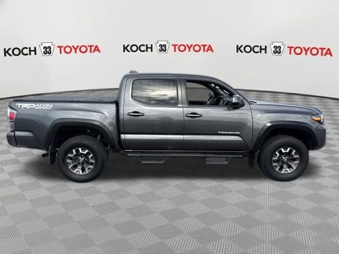 Used 2021 Toyota Tacoma TRD Off-Road w/ Technology Package image 9
