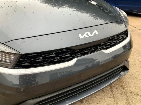 Certified 2023 Kia Forte LXS image 28