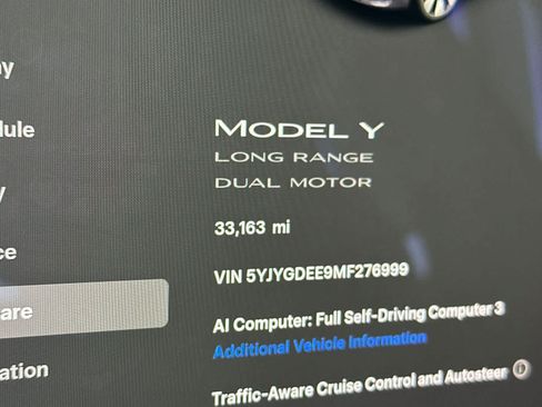 Used 2021 Tesla Model Y Long Range AWD/4WD image 29