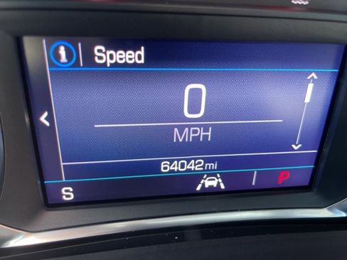 Used 2022 GMC Terrain SLE w/ Driver Convenience Package image 17