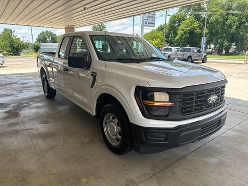 Used 2024 Ford F150 XL RWD image 3