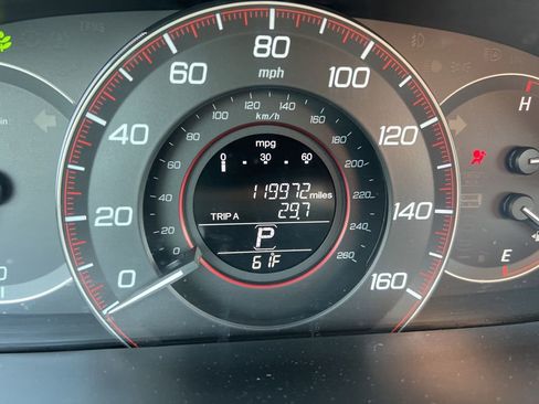 Used 2014 Honda Accord EX image 8