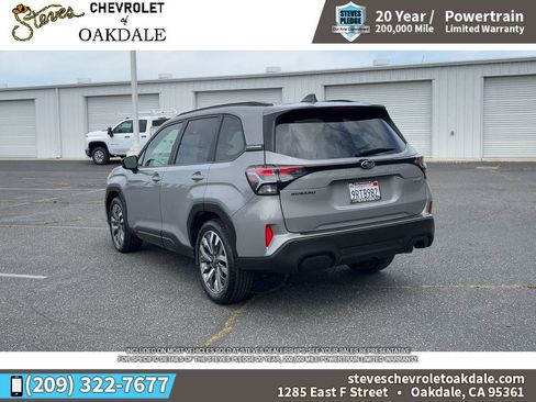 Used 2025 Subaru Forester Touring AWD/4WD image 9