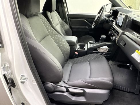 New 2025 Toyota Tacoma SR5 AWD/4WD image 27