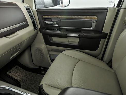 Used 2018 RAM 3500 Laramie Longhorn w/ Longhorn Southfork Package image 35