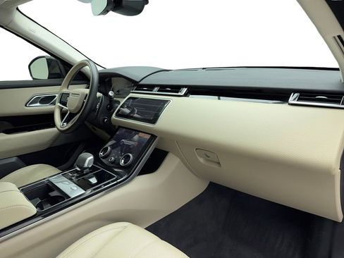 Used 2023 Land Rover Range Rover Velar R-Dynamic S image 39