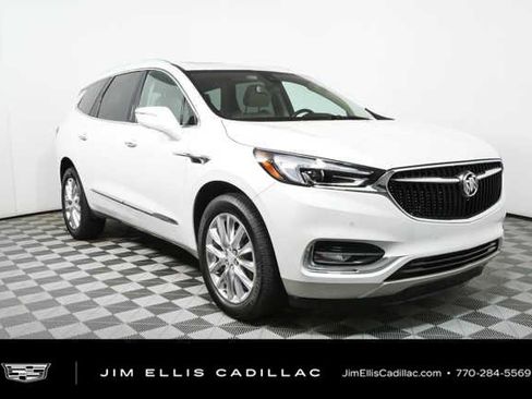 Used 2018 Buick Enclave Premium w/ Experience Buick Package FWD image 1