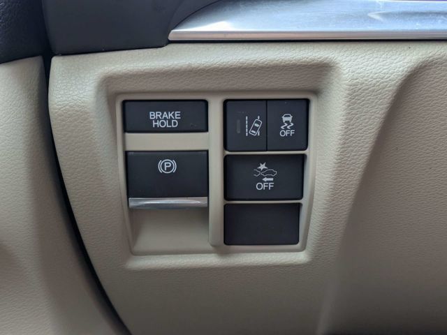 Used 2017 Acura MDX w/ Technology Package AWD/4WD image 27