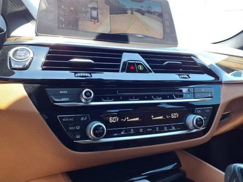 Used 2018 BMW 540i RWD image 15