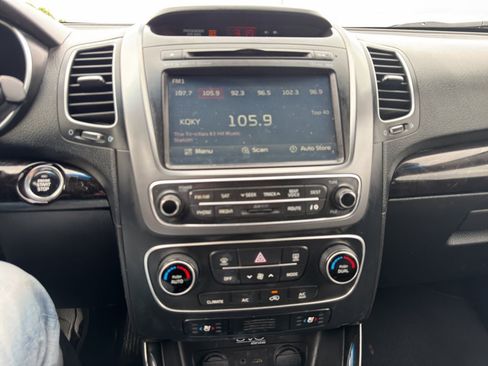 Used 2014 Kia Sorento EX w/ EX V6 Touring Package AWD/4WD image 13