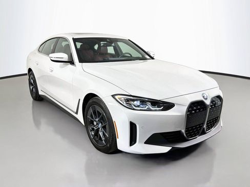 Used 2023 BMW i4 eDrive40 w/ Premium Package RWD image 3