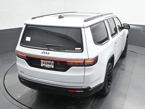 New 2026 Jeep Grand Wagoneer Limited AWD/4WD image 40