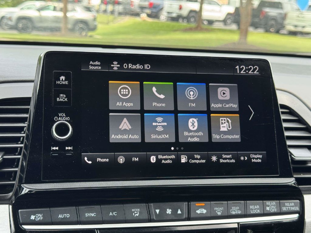 Used 2025 Honda Odyssey Sport-L image 4