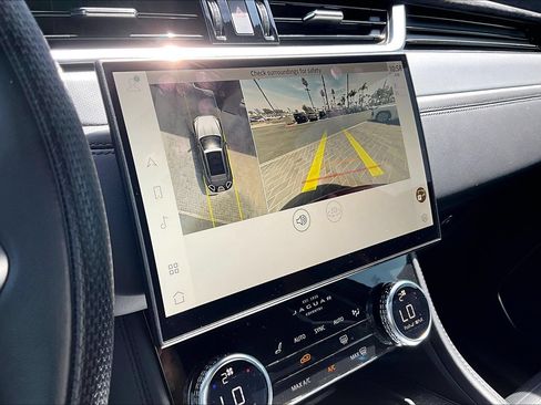 Certified 2022 Jaguar F-PACE SVR AWD/4WD image 21