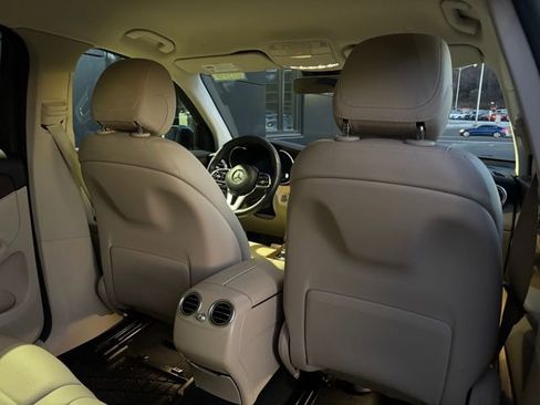 Certified 2022 Mercedes-Benz GLC 300 GLC 300 image 47