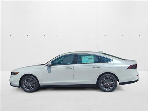 New 2025 Honda Accord EX-L image 5