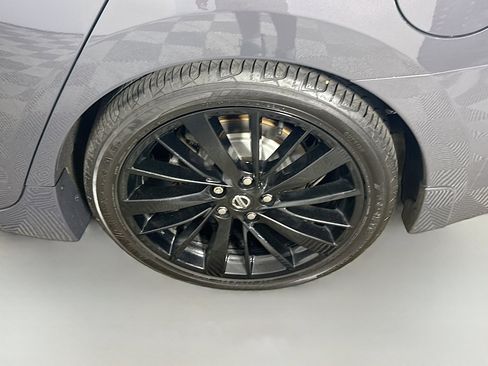 Used 2021 Nissan Maxima Platinum w/ 40th Anniversary Package image 37