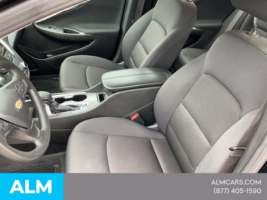 Used 2025 Chevrolet Malibu LT FWD image 13